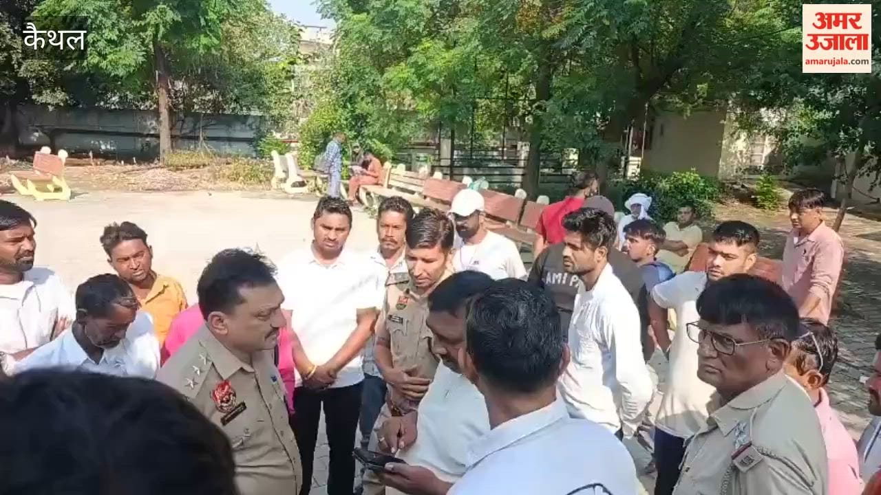 In Kaithal, an out-of-control car crashed into a tree on Karnal Road; three people, including two brothers, died.