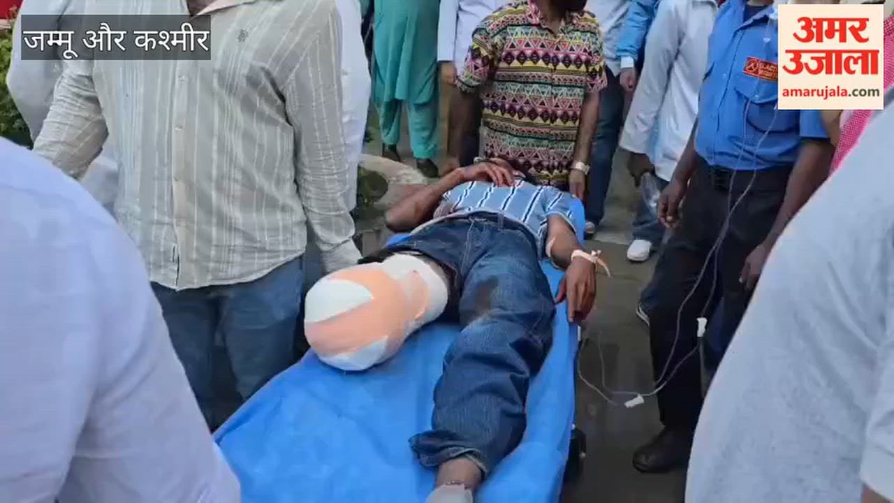 Two Youth Seriously Injured in Rajouri–Kotranka Road Accident; One Suffers Leg Amputation.