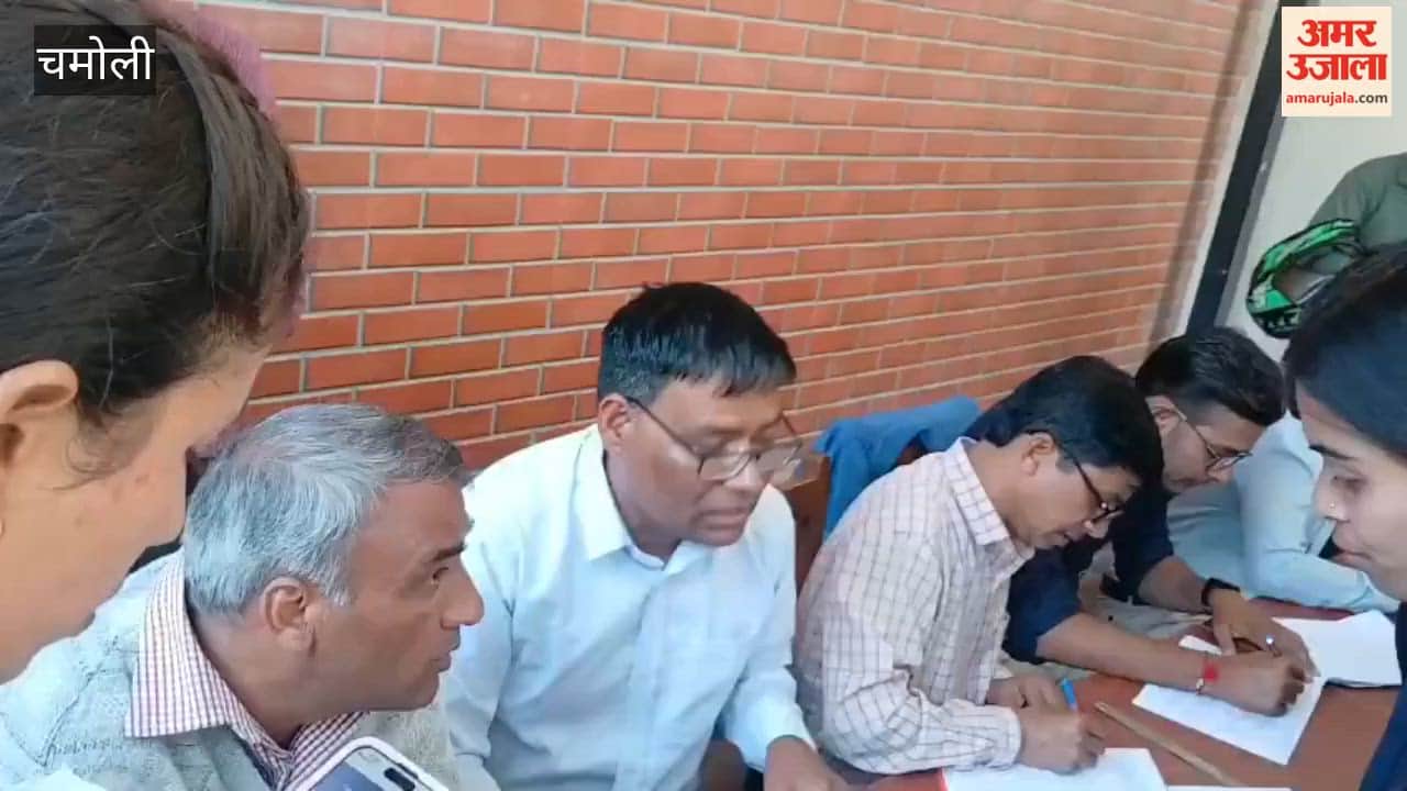 Chamoli:Apprentice fair begins at ITI Karnaprayag; trained youth are registering