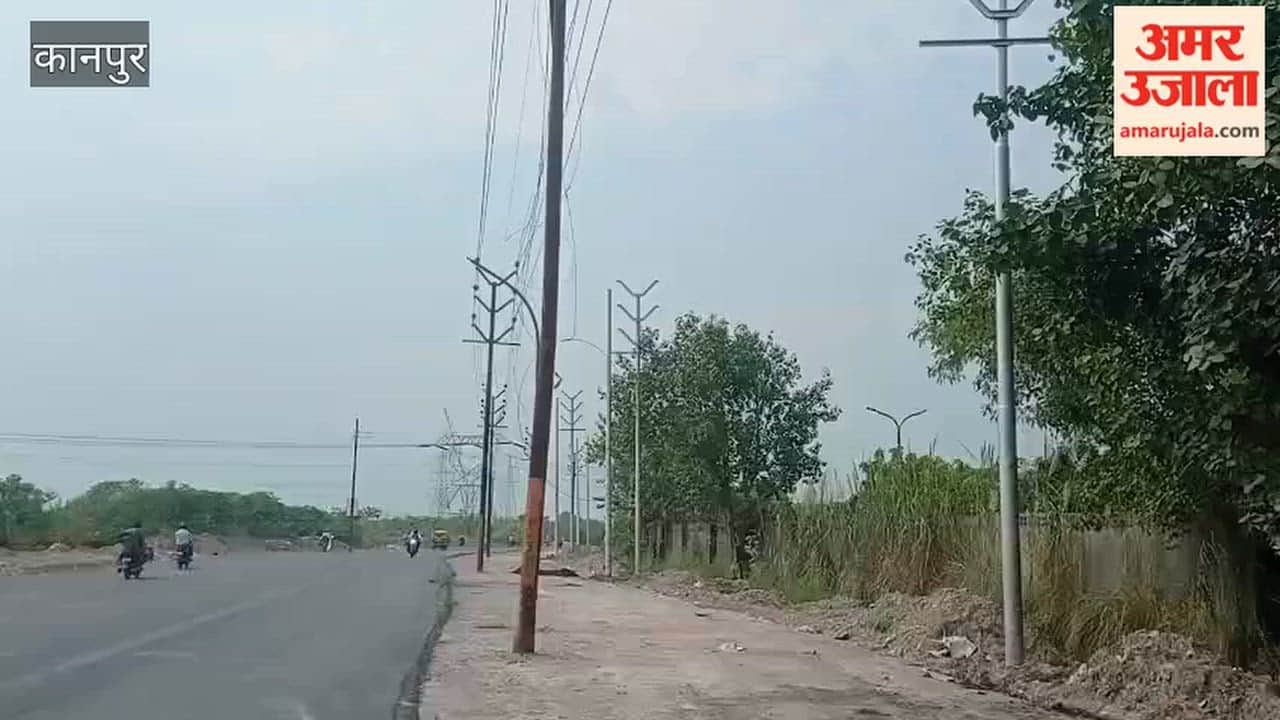 Kanpur: KESCO Fails to Remove Electricity Poles; Road Widening Work on New Shivli Road Stalls