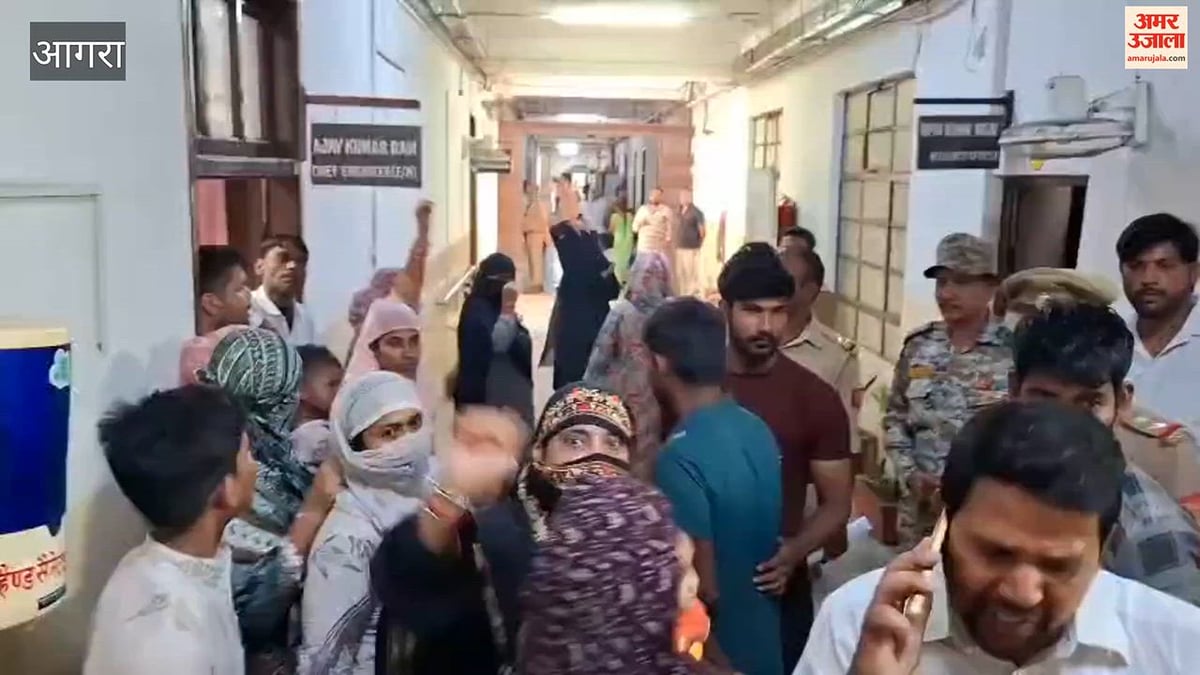 VIDEO: गरीब नगर रतनपुरा: बिना नोटिस रातों-रात 5 मकान ढहाने पर फूटा पीड़ितों का गुस्सा, नगर निगम पहुंचकर अफसरों को घेरा