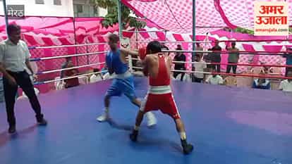 Meerut: Senior Boxers Compete at Kailash Prakash Sports Stadium