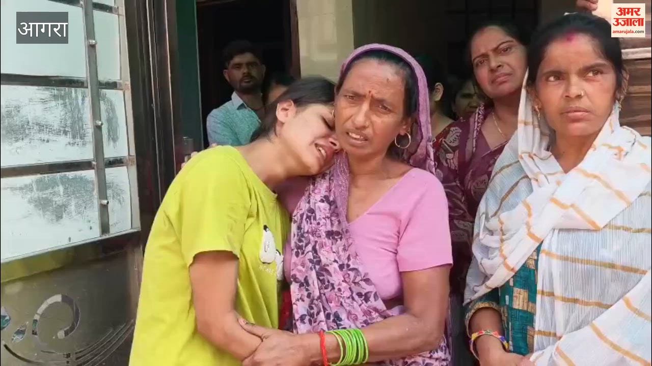 Khushboo remained trapped beneath the front wheel for 10 minutes; she breathed her last in front of her sister.
