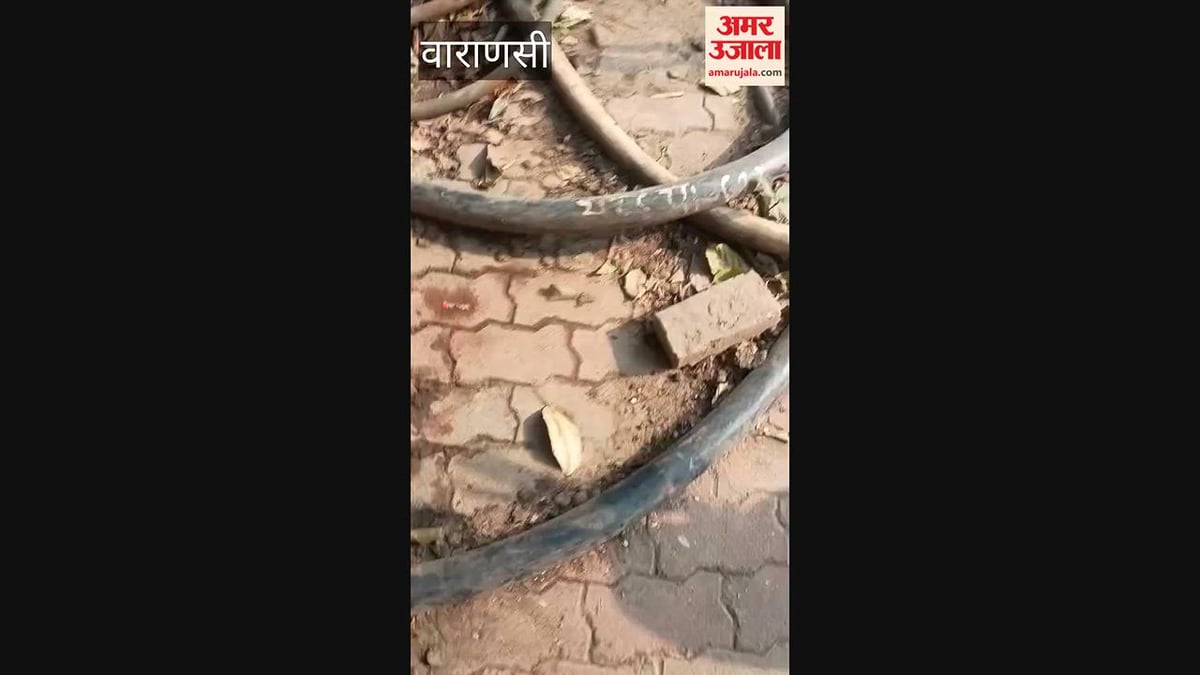 पारिवारिक विवाद में लाट भैरव पुलिस चौकी पर तोड़फोड़, पुलिसकर्मियों से उलझे लोग;video