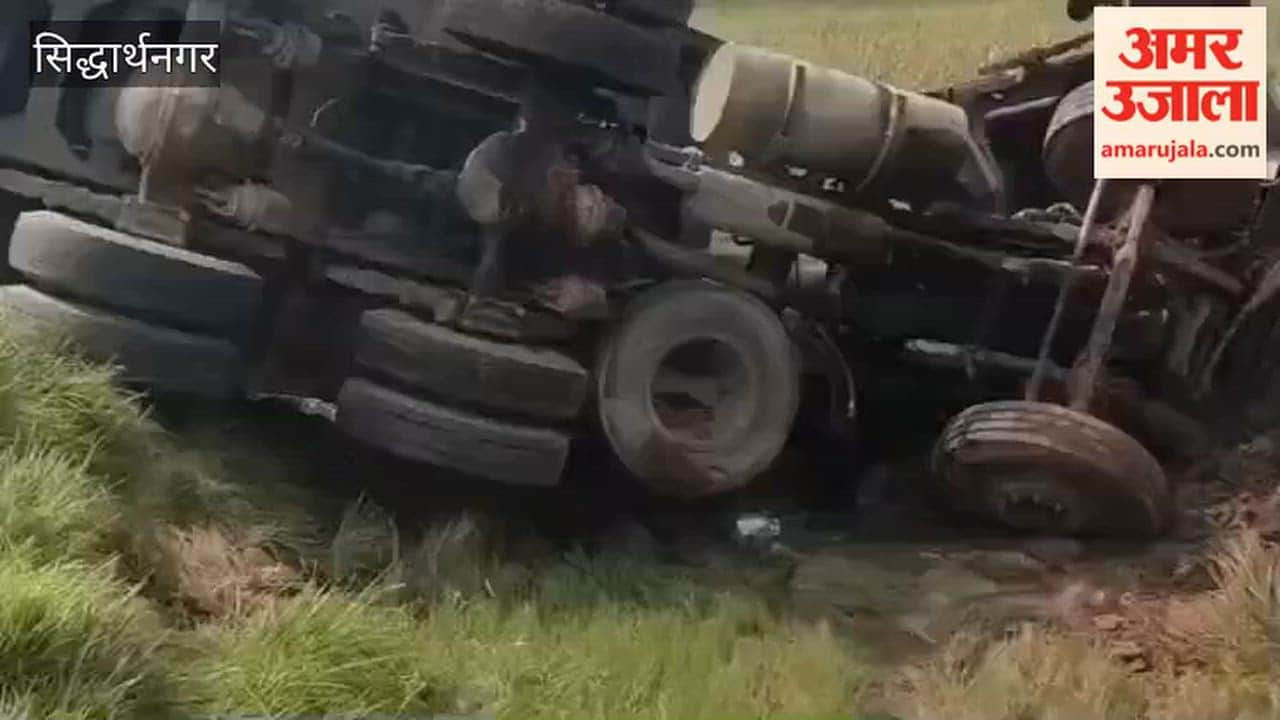 PWD Trailer Overturns on Roadside in Sonauli