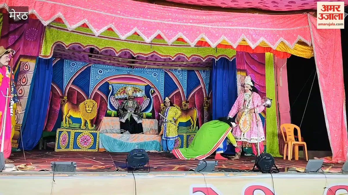 हस्तिनापुर रामलीला: रावण ने विभीषण को लंका से निकाला, श्रीराम की शरण में जाने का लिया निर्णय