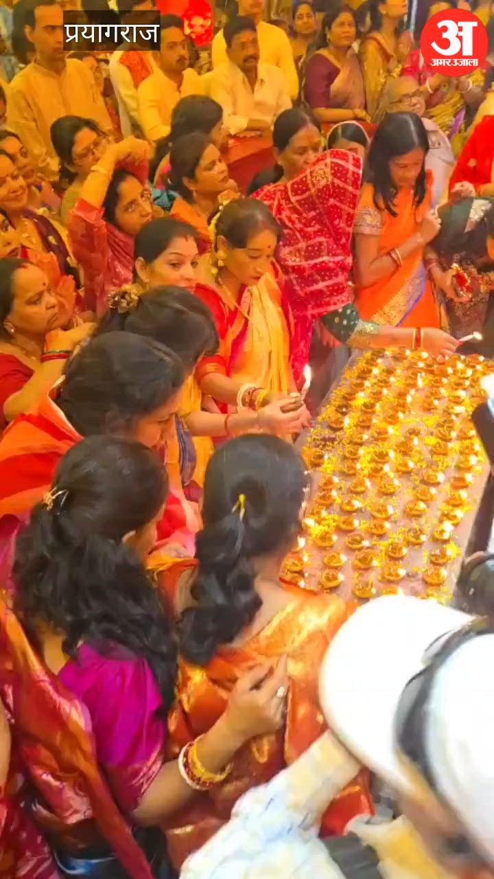 बाई का बाग दुर्गा पूजा बारवारी में विशेष मुहूर्त में संपन्न हुई संधि पूजा