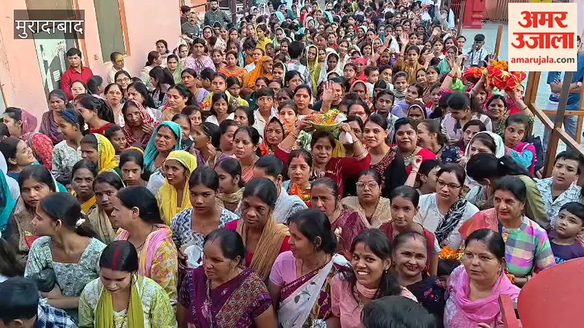 नवमी पर काली माता मंदिर में उमड़ी श्रद्धालुओं की भीड़