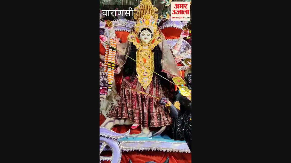 गाजीपुर: मां के सजे दरबार को निहारती रह गईं हर किसी की आंखें