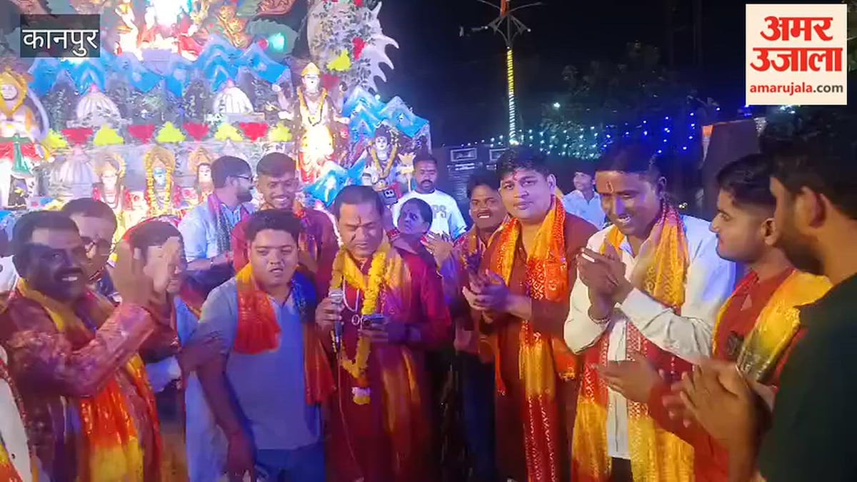 सदर विधायक ने जागरण कार्यक्रम शुरुआत की, एसडीएम सदर ने भजन गाकर समां बांधा
