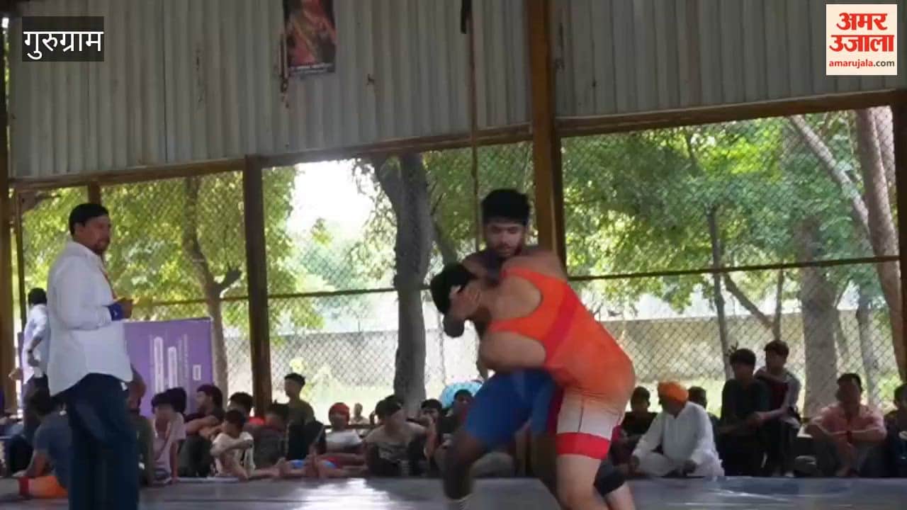 Vivek crowned 'District Kumar' at district level wrestling competition