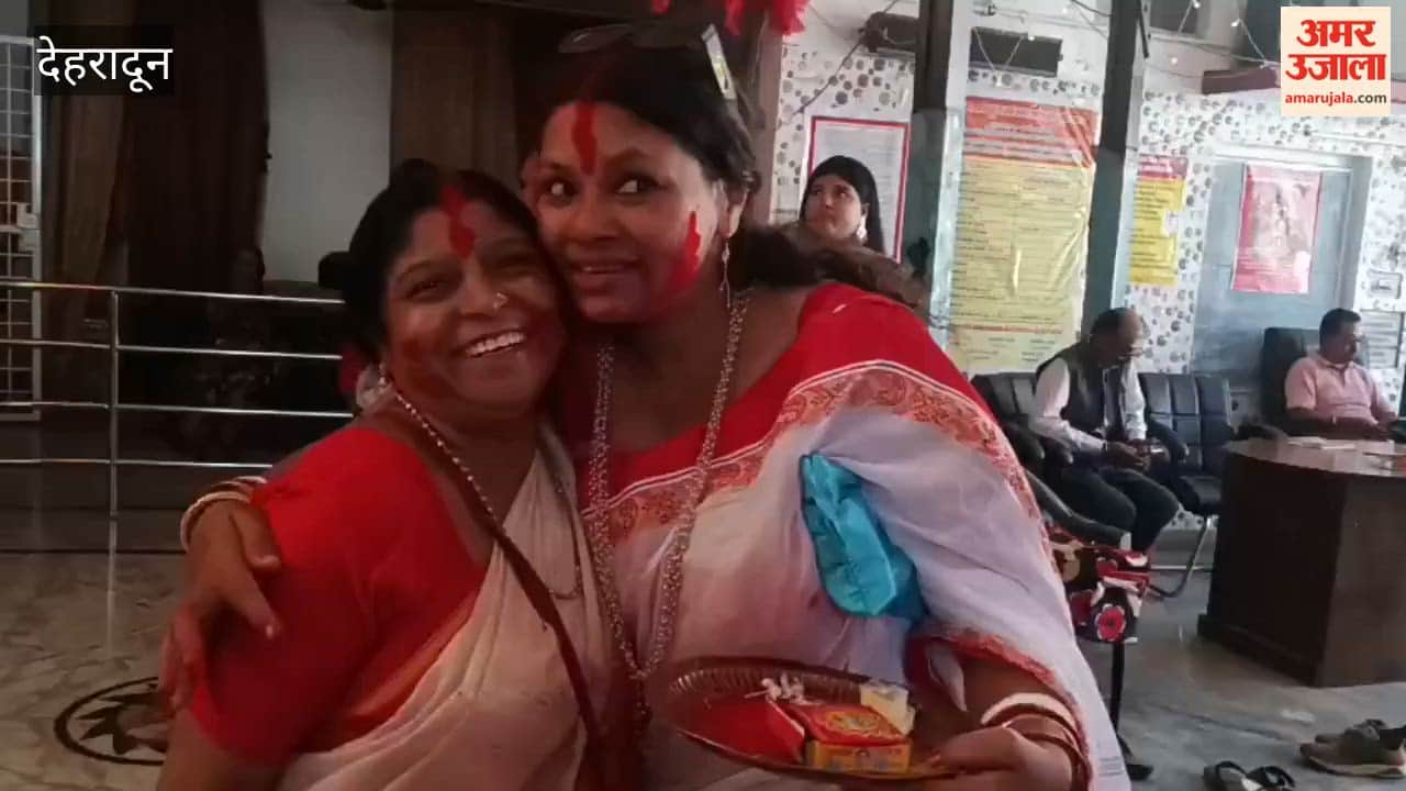 Navaratri festival sindoor khela took place at the Uttarayan Kalibari temple