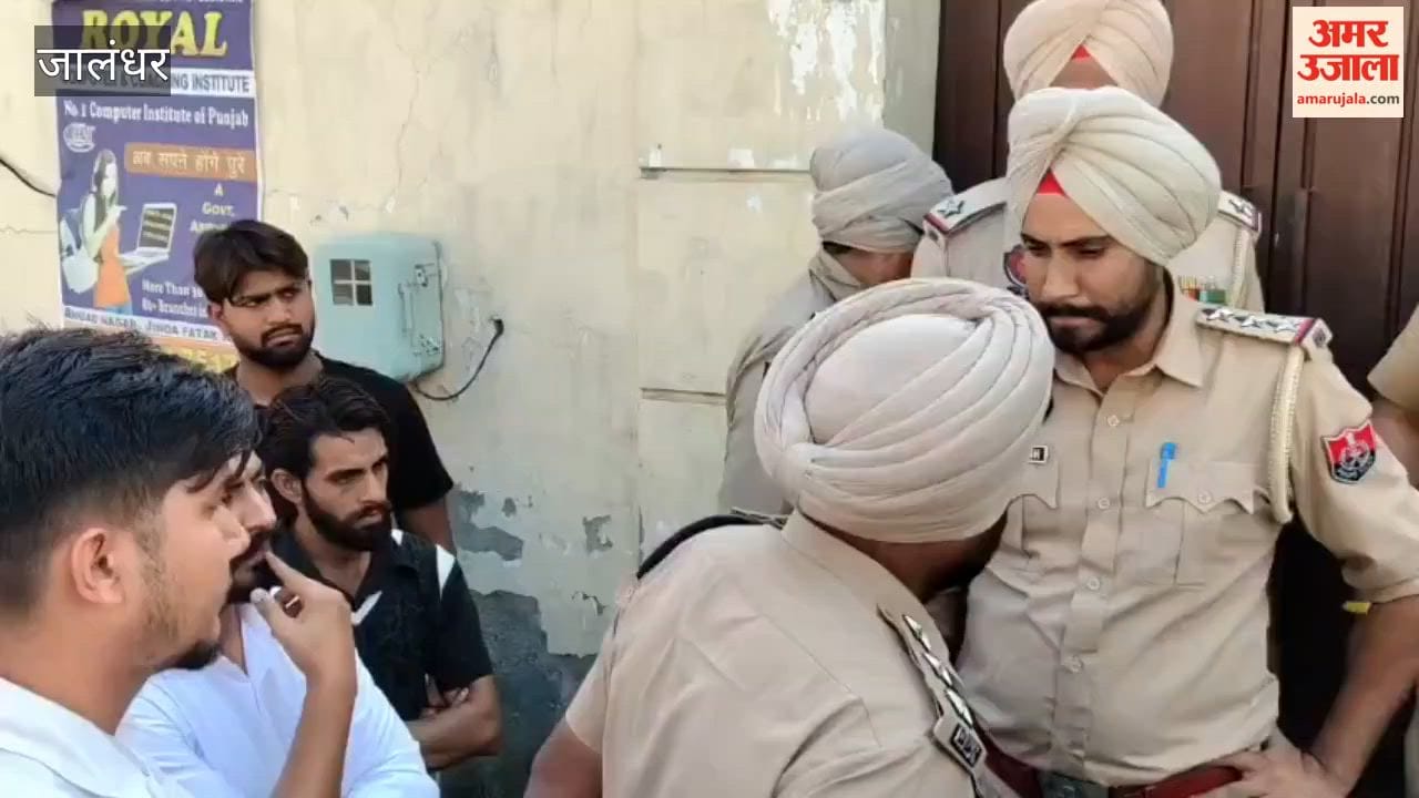 Man breaks into house, attacks girl her mother with knife suicide in jalandhar