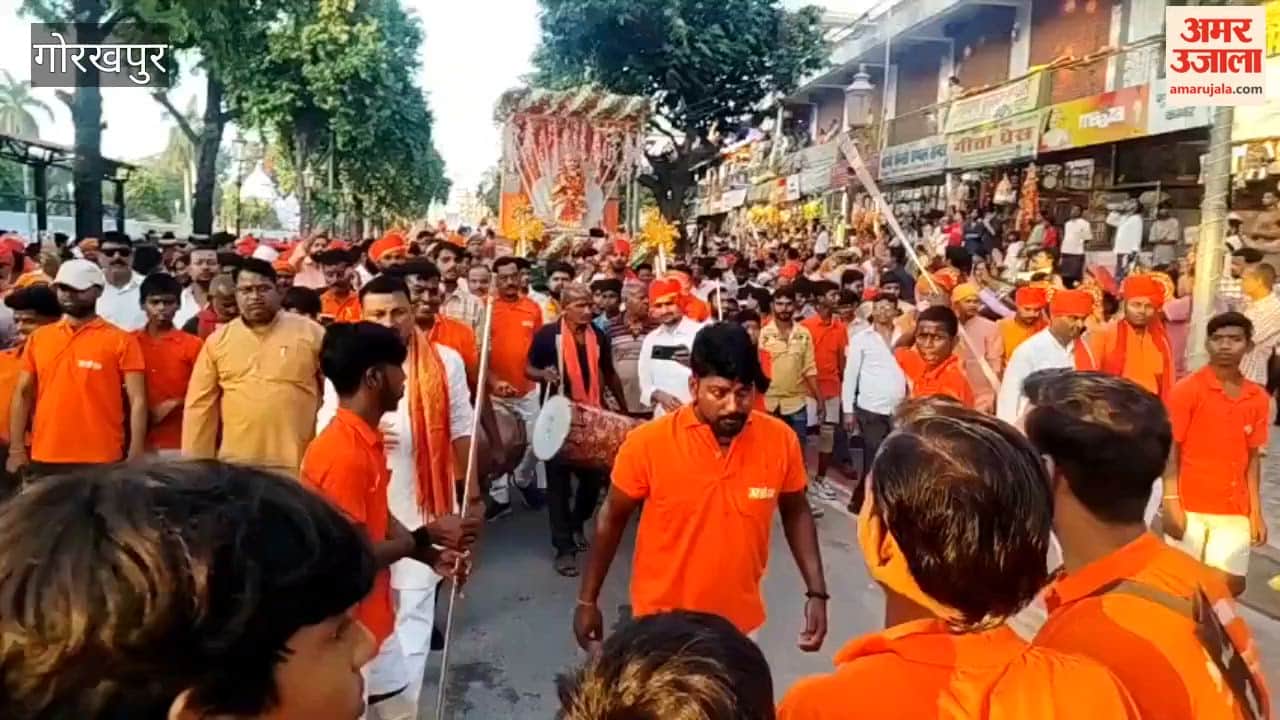 Large Crowd Joins Vijayadashami Procession