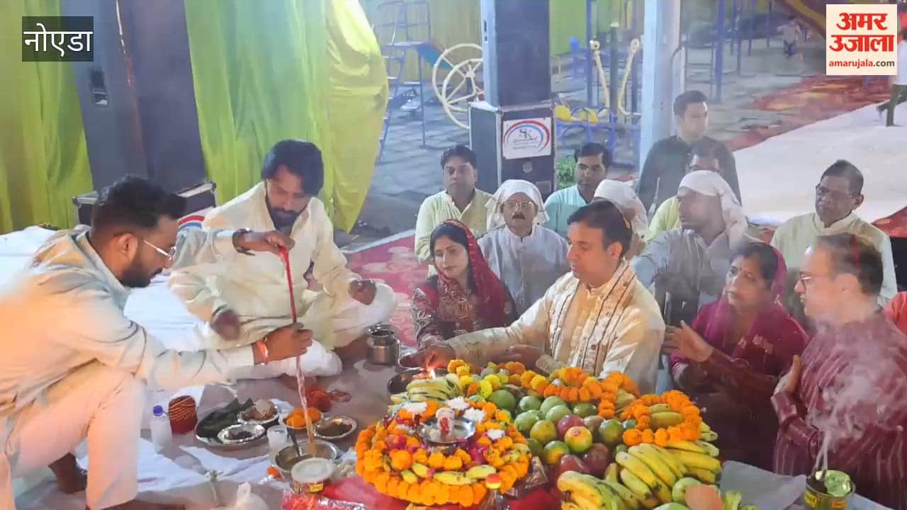 Grand 'Mata Ki Chowki' event organized at Aravali Apartments during Navratri