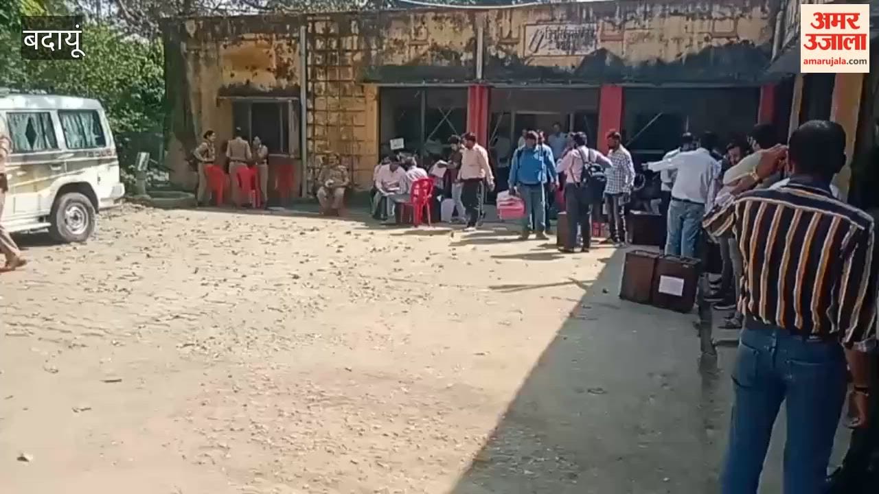 Polling parties depart for the Teachers MLC election in Badaun
