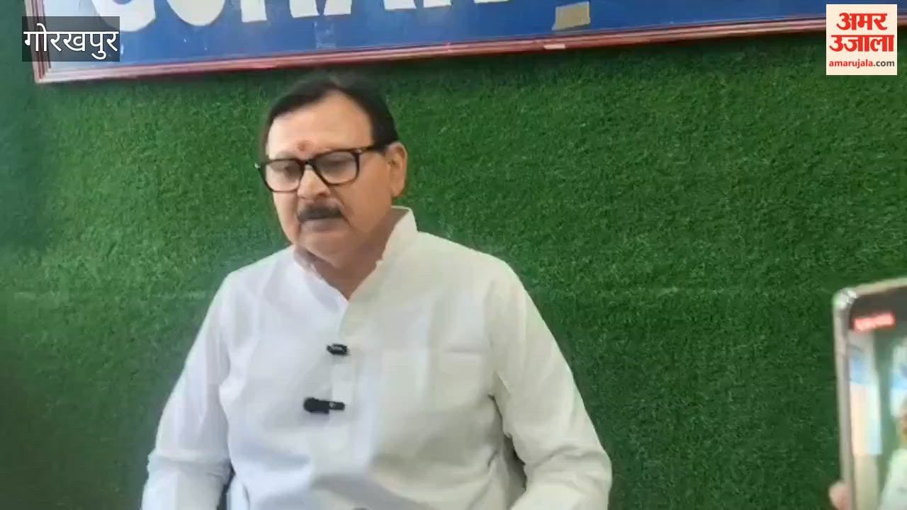 Teachers MLC Election Vinay Shankar Tiwari Promises OPS Restoration if SP Returns to Power
