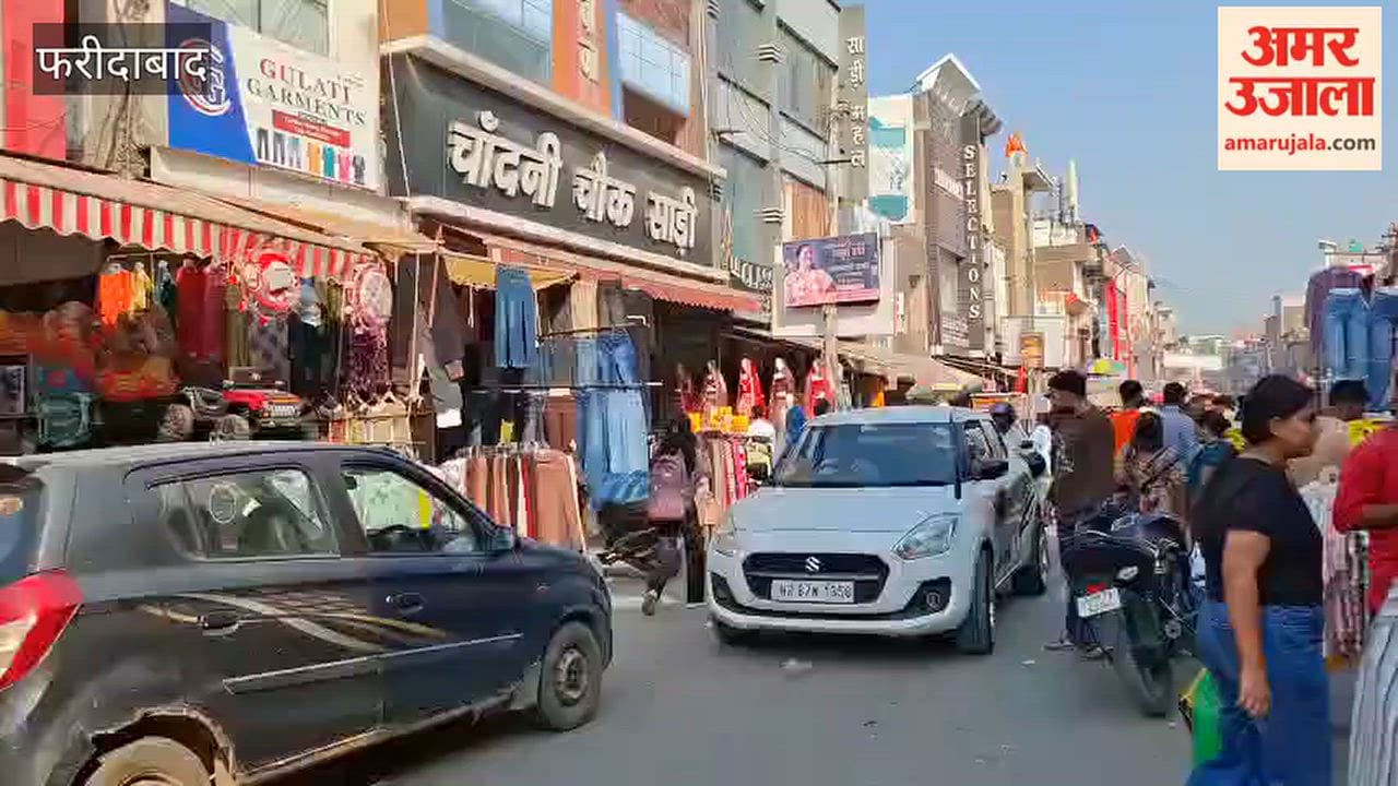 Festive Shopping Markets in Faridabad buzz with activity ahead of Karwa Chauth