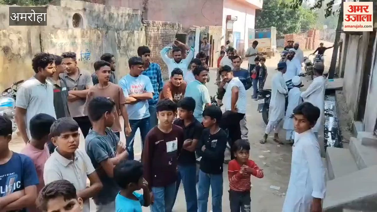 बहन की डोली उठाने पैरोल पर घर आया सलीम, पुलिस का सख्त पहरा, देखने वालों की उमड़ी भीड़