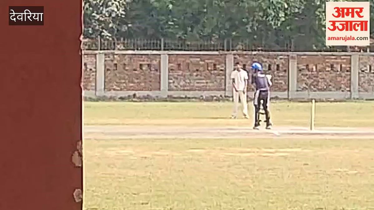 देवरिया: जनपदीय क्रिकेट प्रतियोगिता में खिलाड़ियों ने दिखाया दम