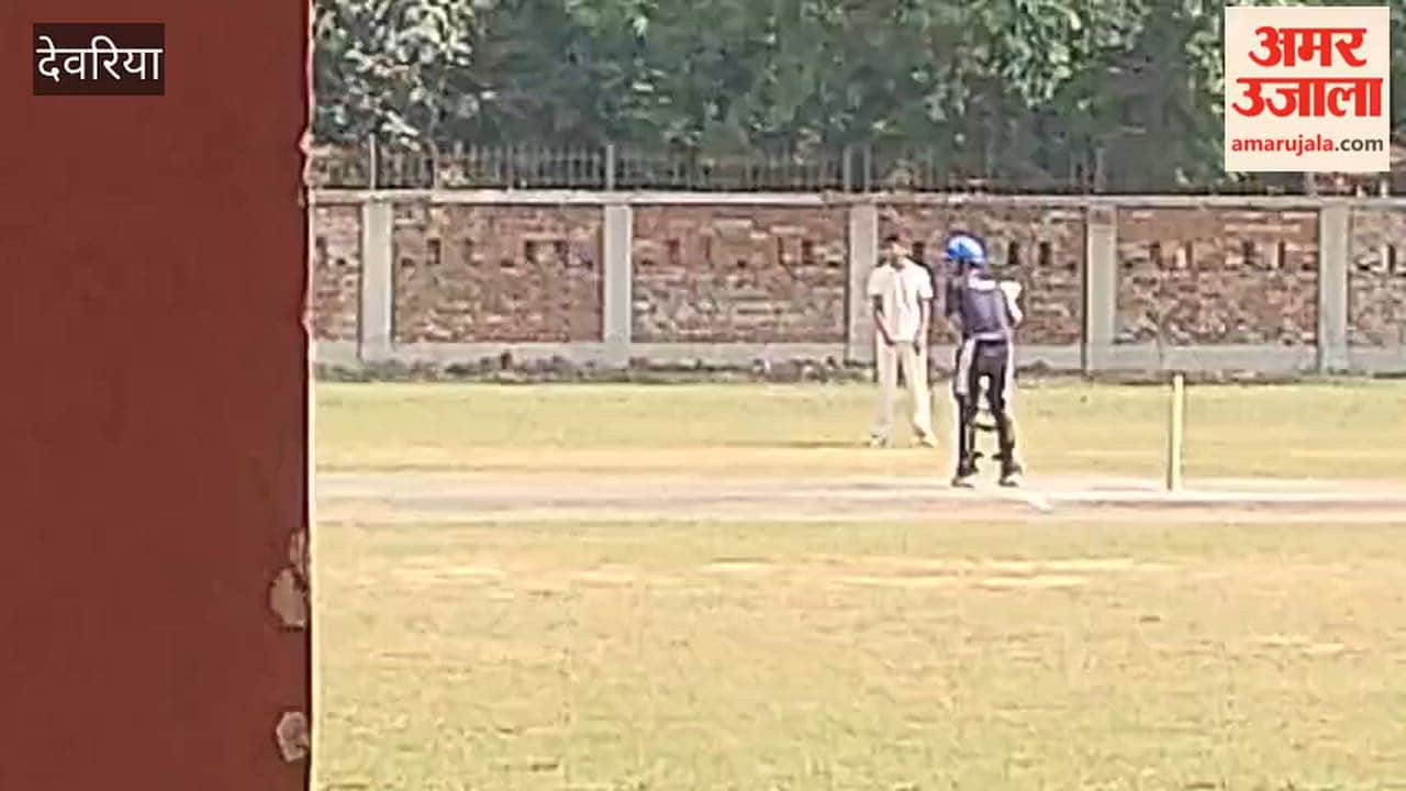 Selection of players from Deoria for the divisional cricket tournament