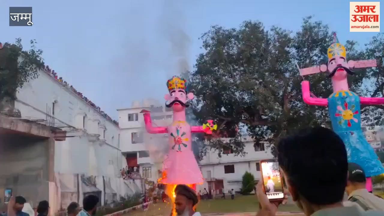The festival of Dussehra was celebrated with great pomp in Noshera.