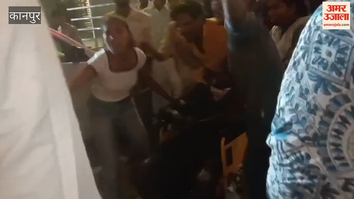 कानपुर के धारी पूरवा रामलीला मैदान में सिलेंडर फटने से तीन लोग घायल
