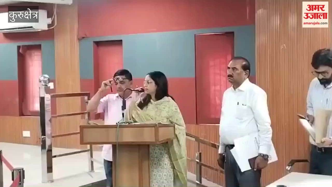In Kurukshetra, the Minister for Development and Panchayats resolved 11 out of 12 grievances on the spot during a meeting of the Grievance Redressal Committee.