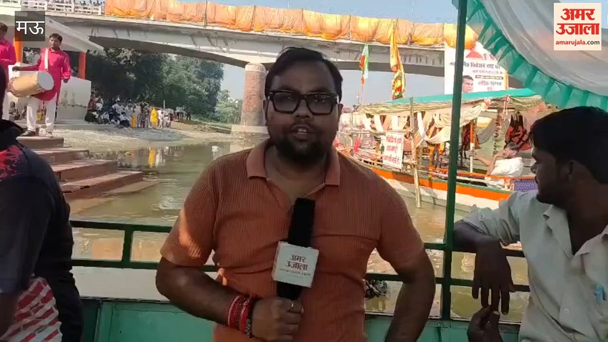 नम आंखों से मां दुर्गा को दी विदाई, तमसा तट पर हुआ 58 प्रतिमाओं का विसर्जन