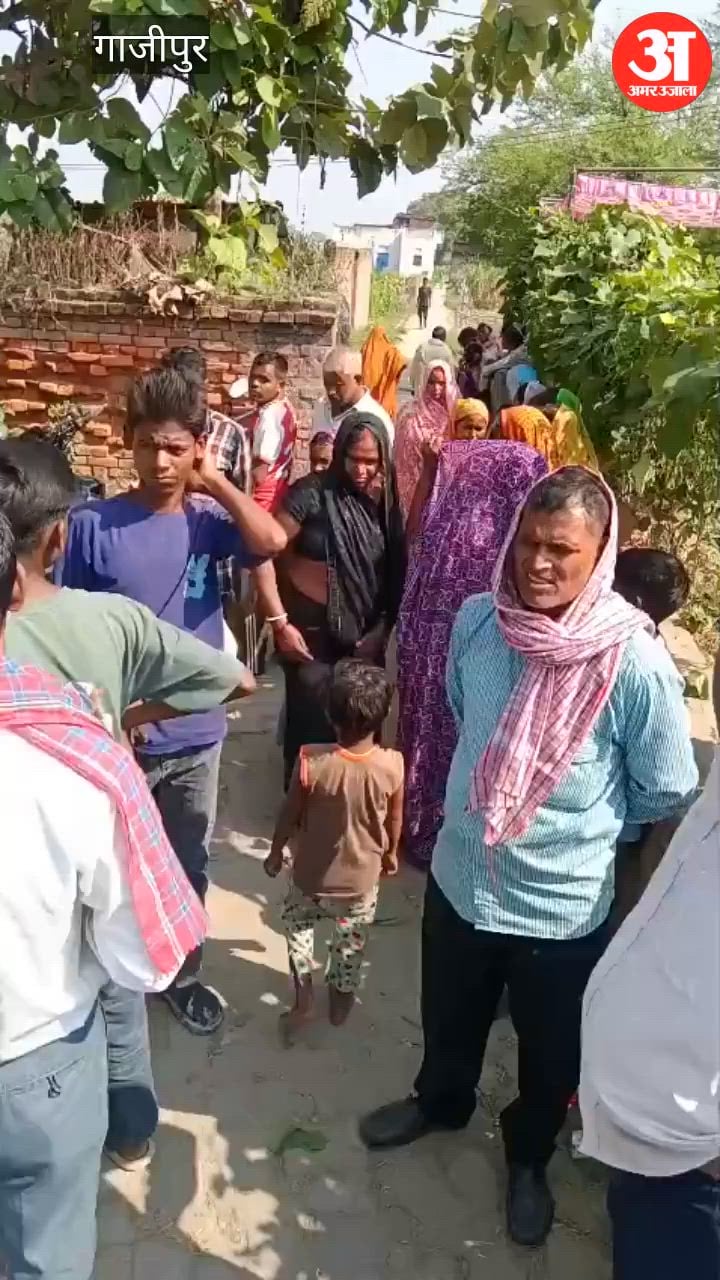 रामलीला देखकर लौटे मजदूर का पैर फिसला, कुएं में गिरने से मौत; VIDEO