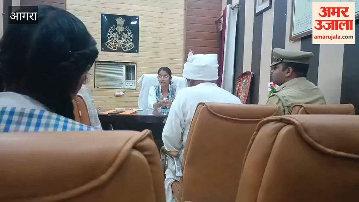 मिशन शक्ति अभियान: रिंशी बनीं एसीपी, दिव्यांशी ने संभाली कोतवाल की कुर्सी