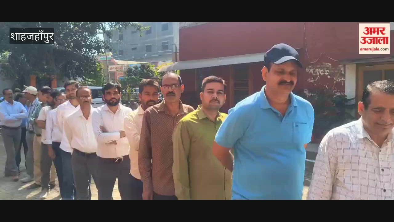 Voting underway for teacher mlc election in Shahjahanpur