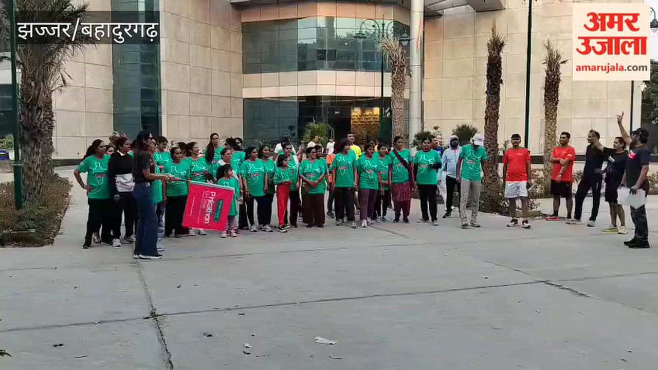 Women participated in a run on Pinkathon Day in Bahadurgarh; Varsha Rani finished first