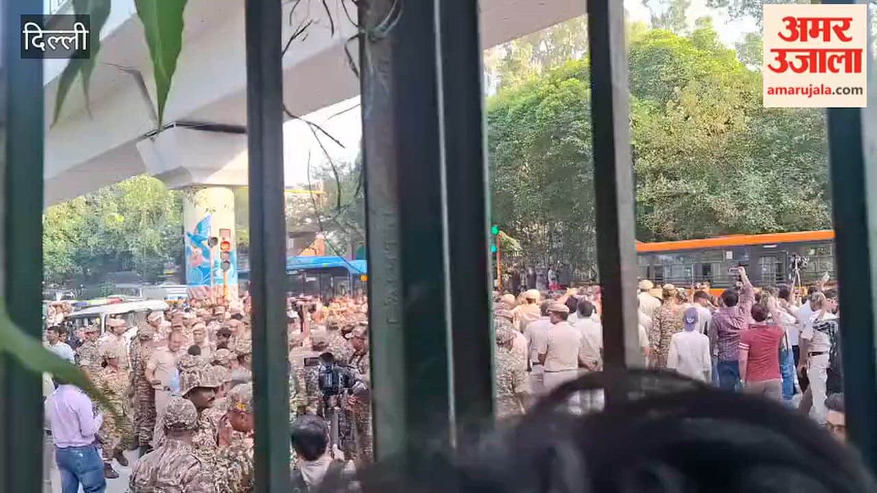 Tension rises at Jamia due to student protests