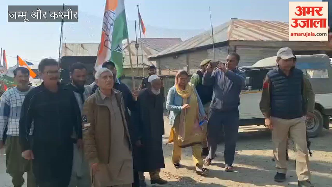 Congress Workers Stage Peaceful Protest Against Chief Election Commissioner Gyanesh Kumar in Bandipora