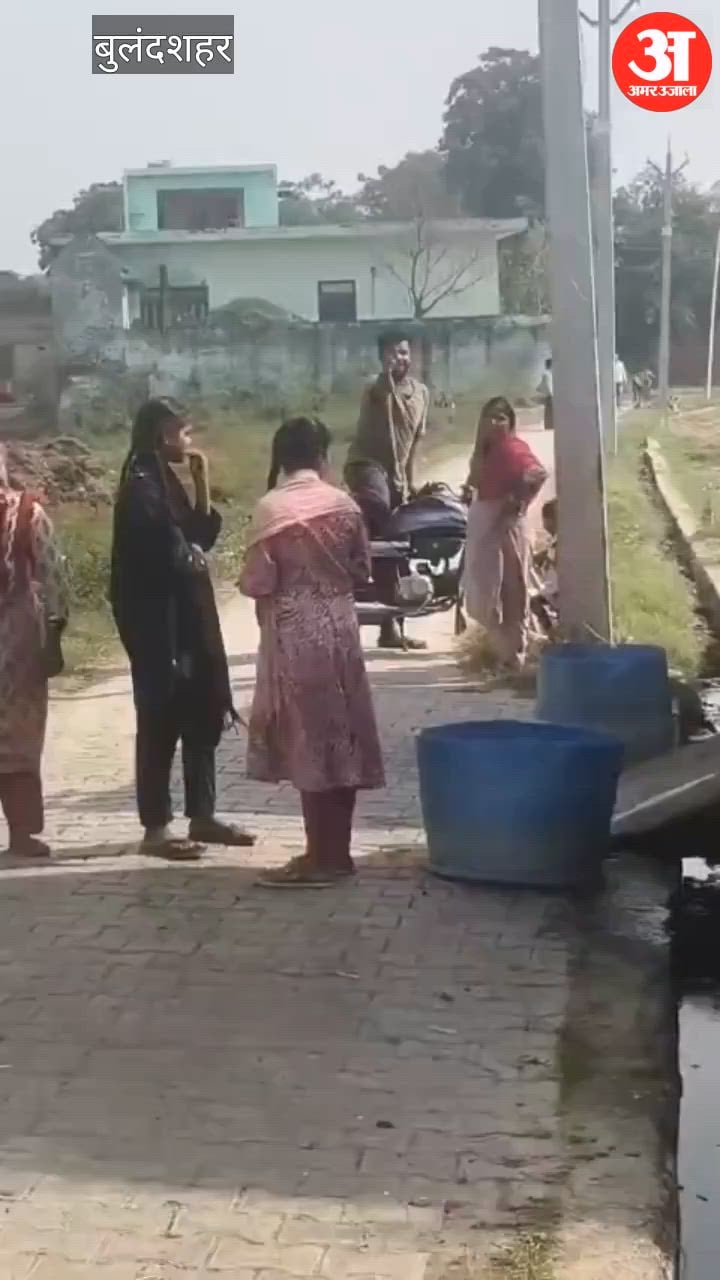 खेत में बकरी चराने पर महिलाओं से मारपीट, वीडियो वायरल