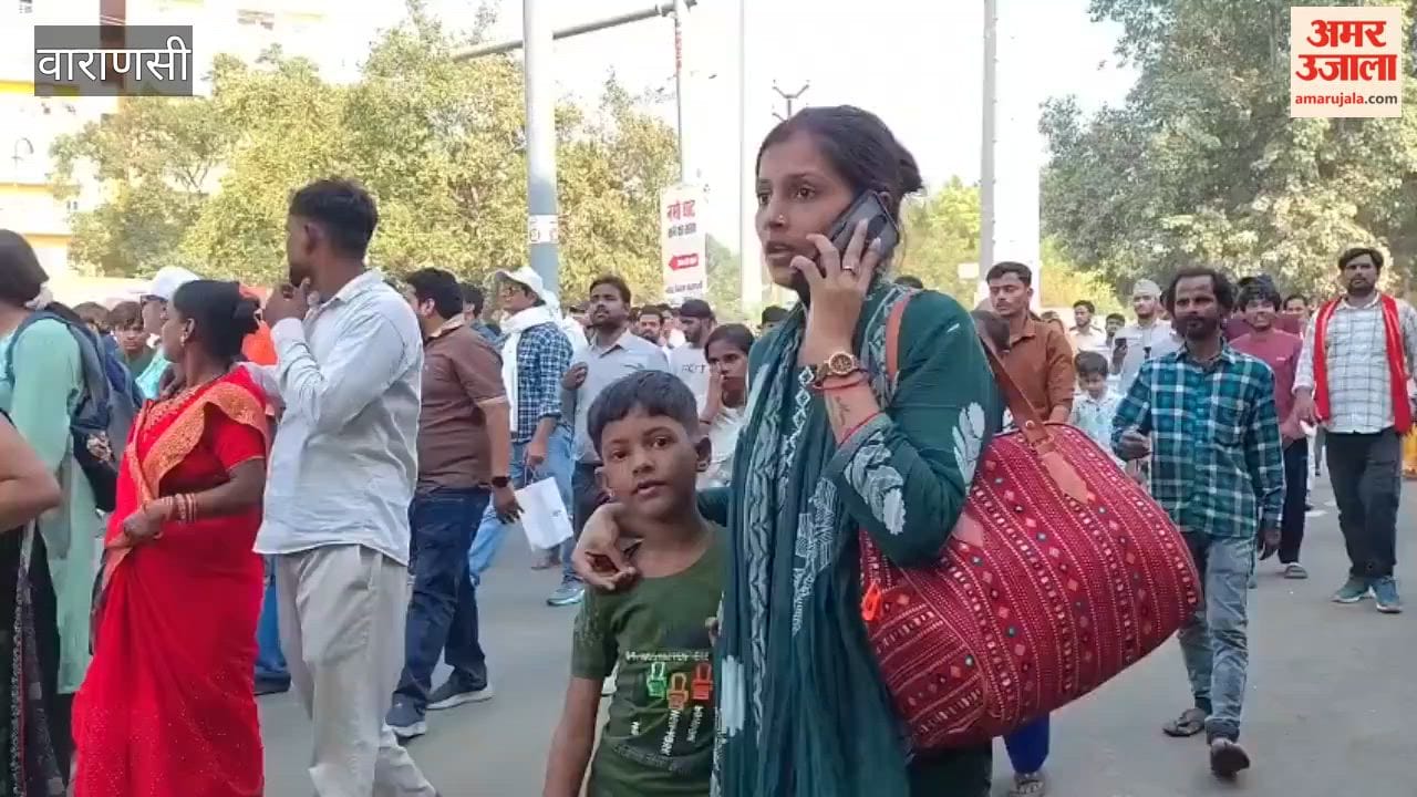 Crowds spill onto the streets in Kashi following the conclusion of the air show