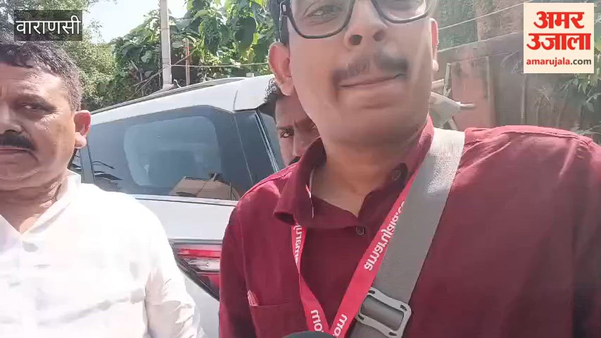 स्नातक-शिक्षक एमएलसी चुनाव में मंत्री रविंद्र जायसवाल ने किया मतदान