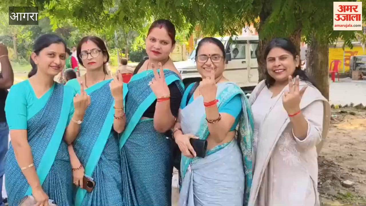 MLC Election Voting held at three booths in Bichpuri independent candidate Ambrish Pal Singh cast his vote along with his wife