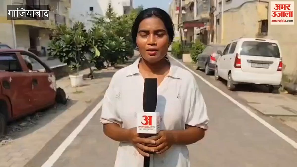 गाजियाबाद में एमएलसी चुनाव को लेकर मतदान जारी