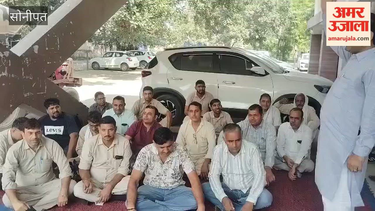 Roadways employees to stage a 'chakka jam' (road blockade) on November 5 and 6 in protest against privatization.