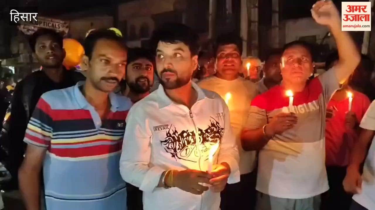 Hansi: Traders express outrage over power crisis; say business affected during Diwali