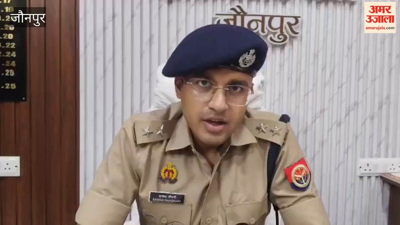 Jaunpur police take action one accused arrested with five quintals of illegal firecrackers