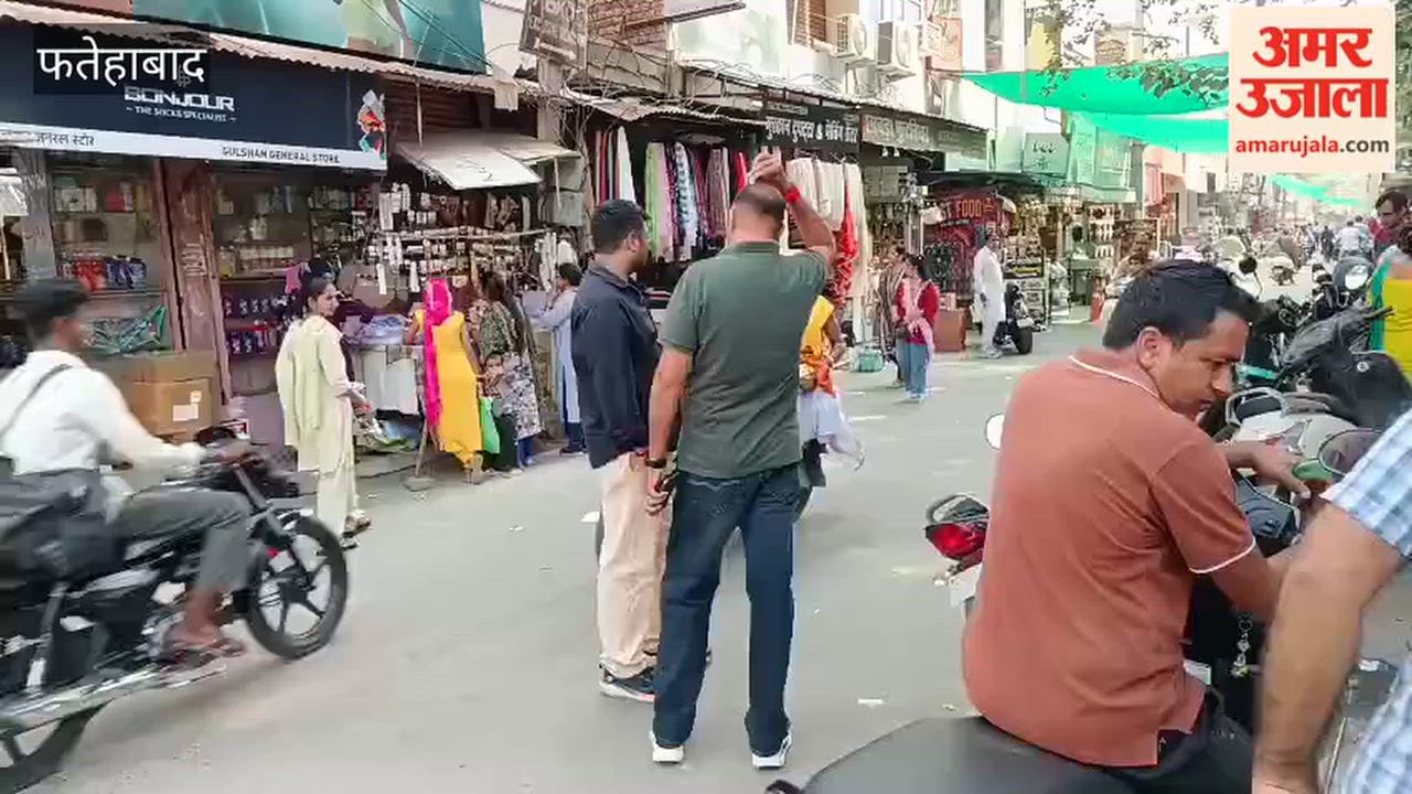 Markets in Fatehabad bustle ahead of Karwa Chauth; shopkeepers anticipate good business.