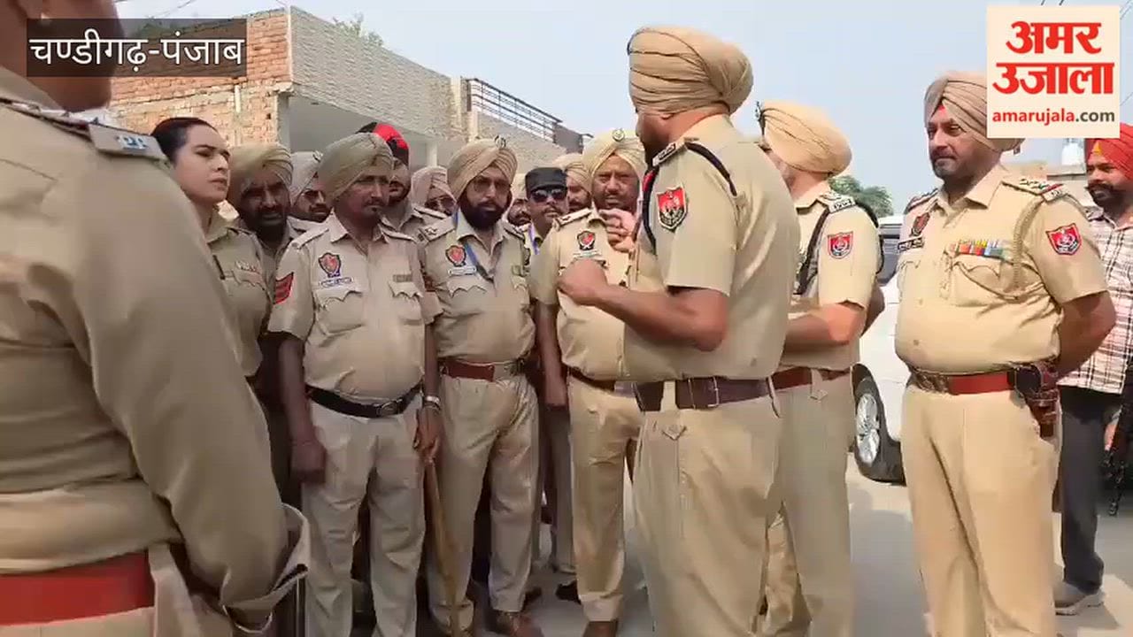 Raid in drug hotspot areas including Dashmesh Nagar in Faridkot under the leadership of SSP Gurbans Singh Bains.