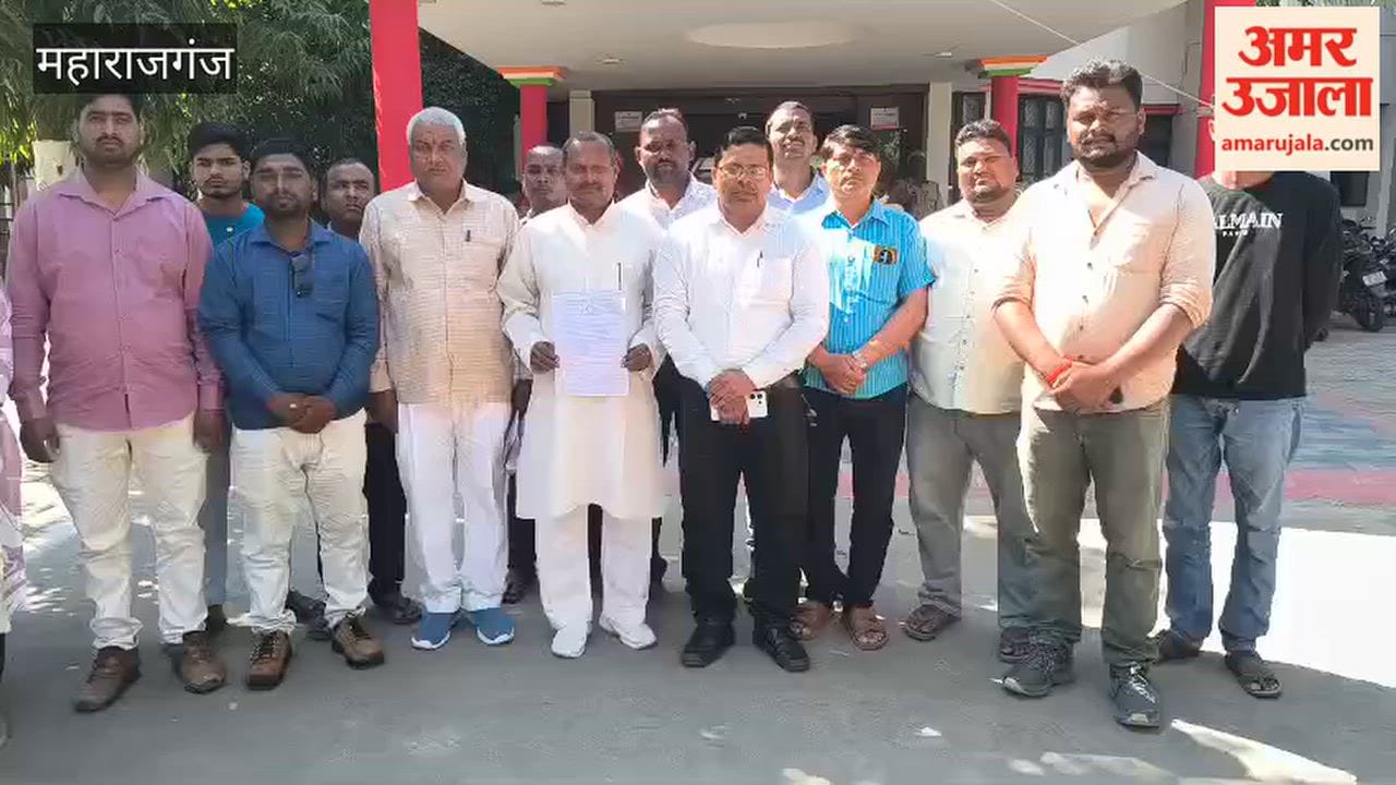 Villagers met the DM regarding issues with roads and drains.