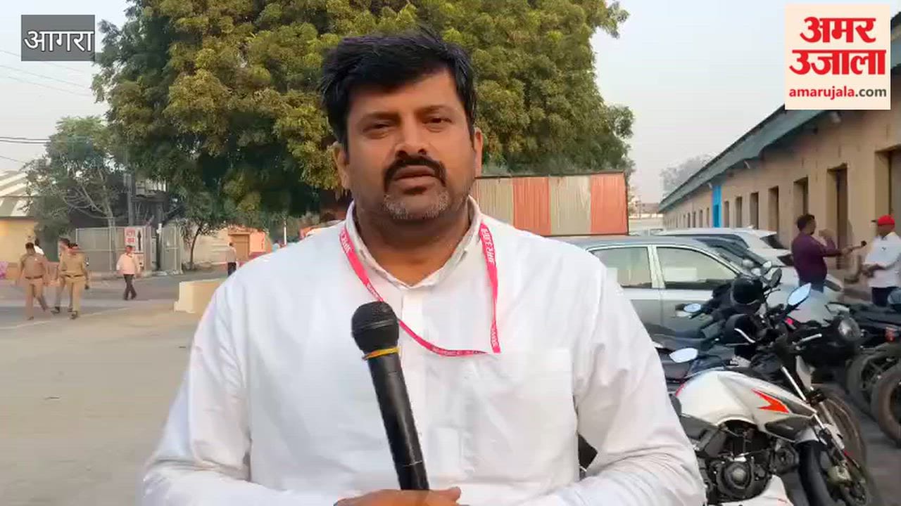 BJP Candidate Hari Kishore Tiwari Walks Out of Counting Centre with Supporters