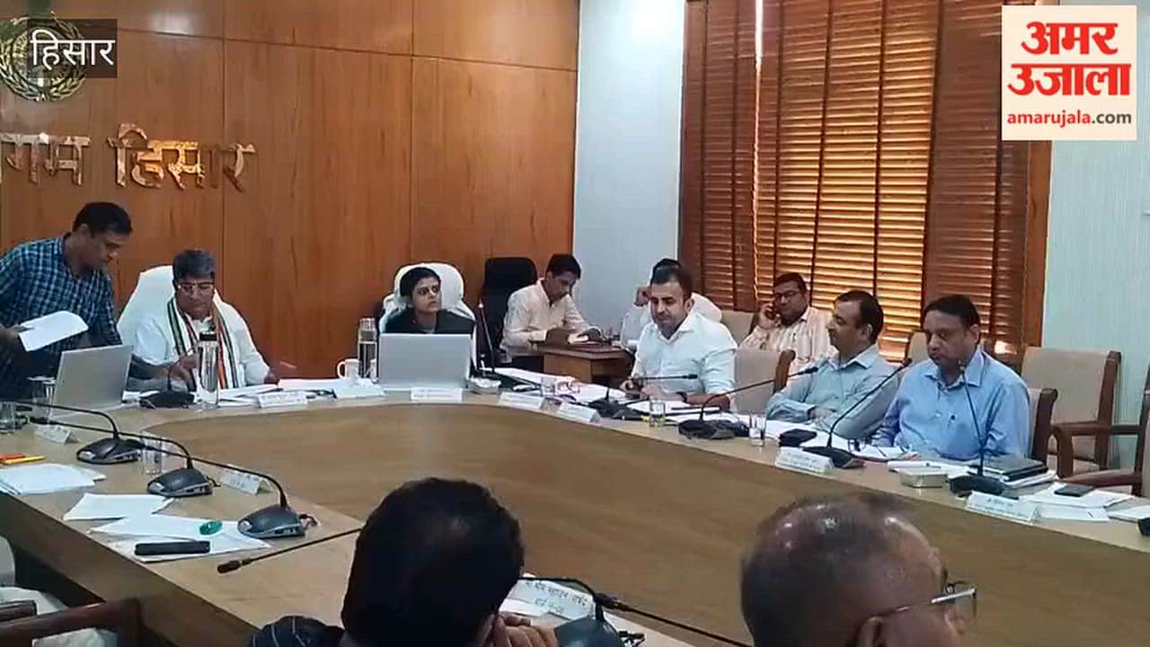 Mayor lashes out at SDO during Hisar Municipal Corporation house meeting