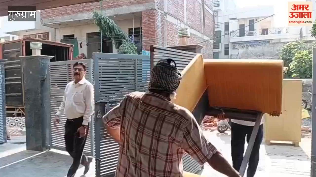 Four families living in building number 769 in Gurugram Sector 31 vacated their flats