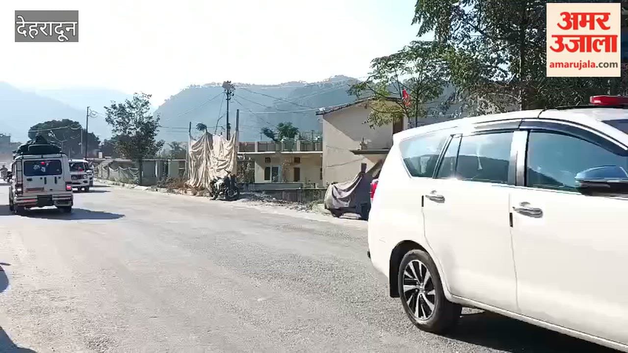 CM Dhami convoy arrives in Bhararisain for the Legislative Assembly session